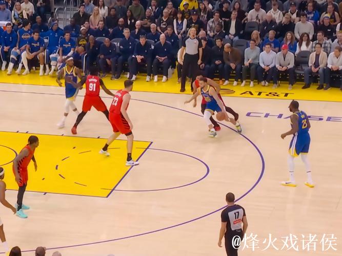 杨瀚森替补贡献3分2板,库里7分11助攻,勇士轻松击败开拓者 杨瀚森替补贡献3分2板,库里7分11助攻,勇士轻松击败开拓者